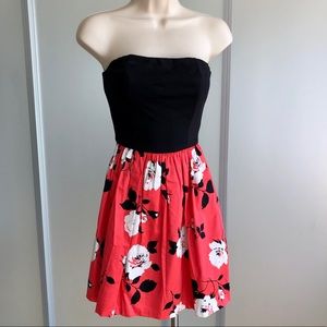 ❌SOLD❌ Strapless Fit & Flare Dress